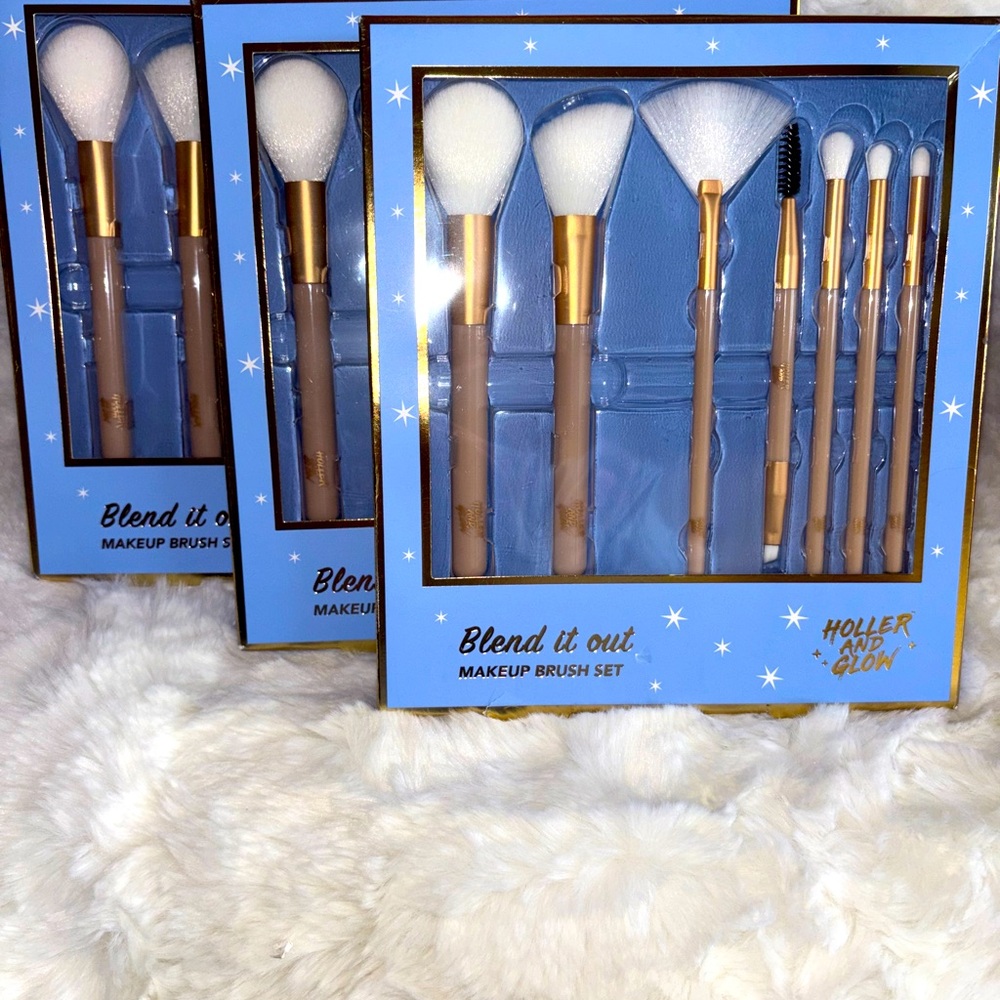 Holler and Glow -Target -Makeup Brush 7 piece Set - NEW NIB